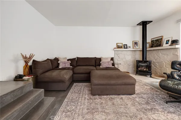 $5,850 | 1706 Carver Street, Redondo Beach, CA 90278
