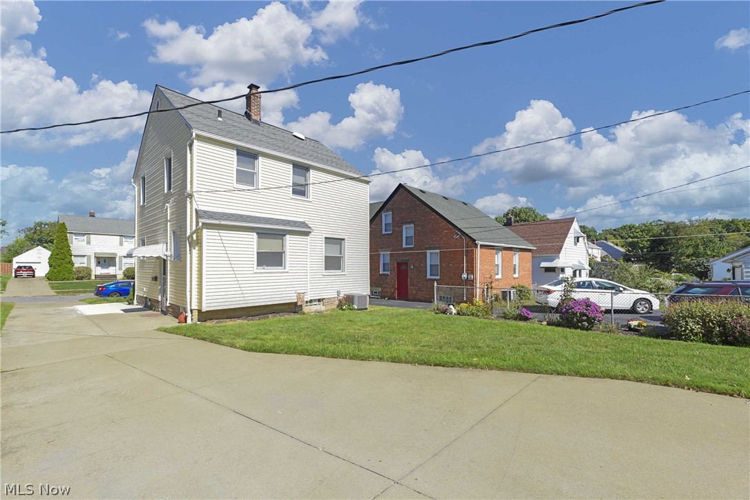 13108 Grannis Road Cleveland, OH 44125 - Photo 9 of 35 Gallery Image 9