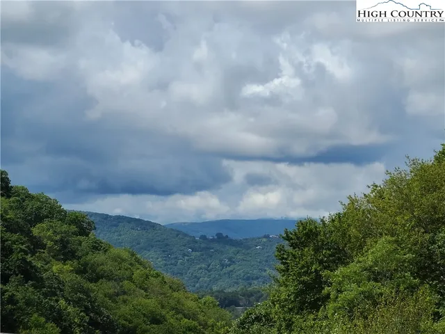 $3,900 | 135 A Wapiti Way, Unit A, Banner Elk, NC 28604