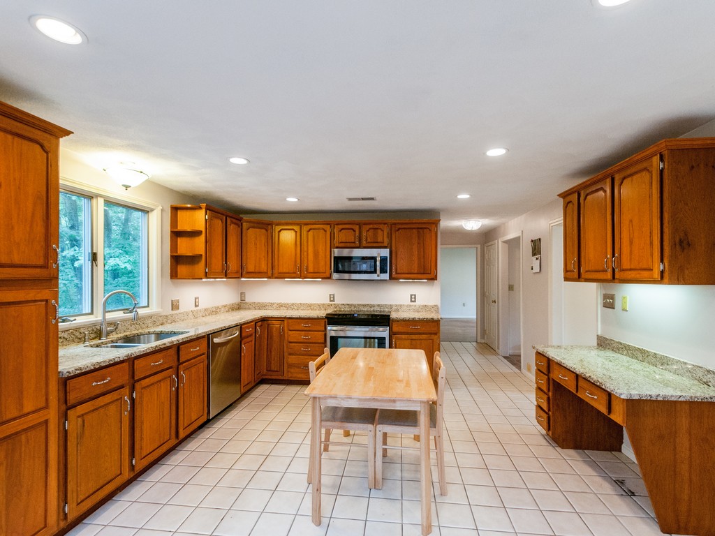 135 North Branch Road Concord, MA 01742 - Photo 7 of 30