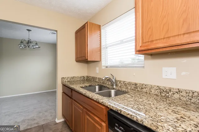 $1,680 | 3048 Laurengate Drive, Decatur, GA 30034