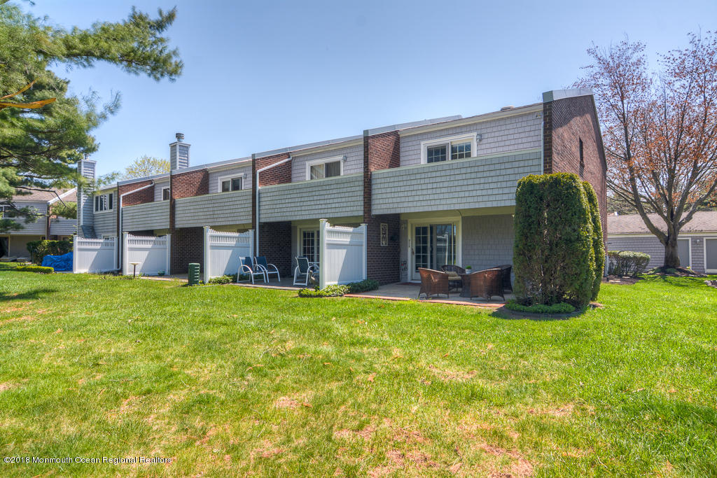 33 Locust Way Spring Lake Heights, NJ 07762 - Photo 23 of 33 Desirable Community