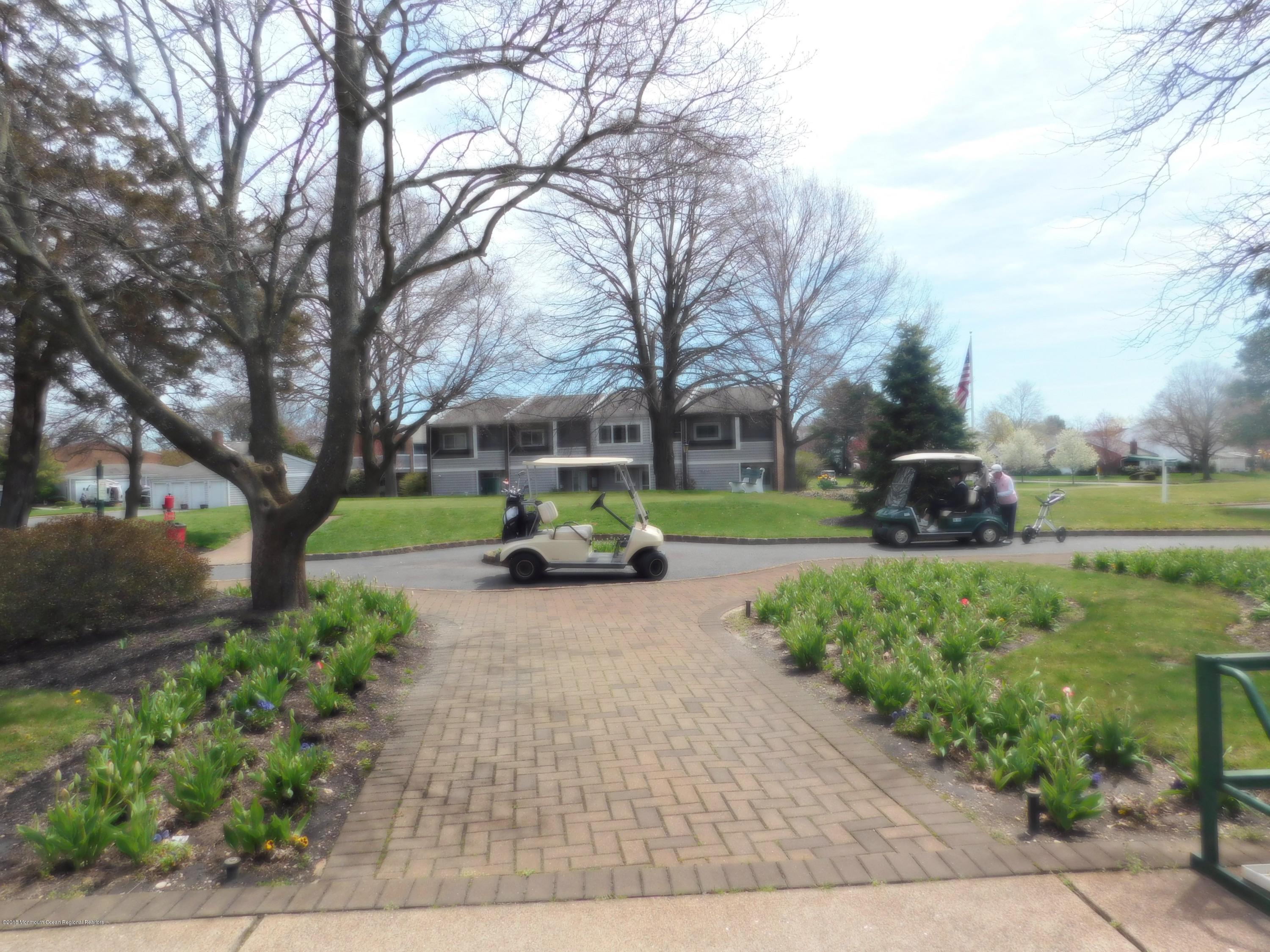 33 Locust Way Spring Lake Heights, NJ 07762 - Photo 29 of 33 Round of golf?