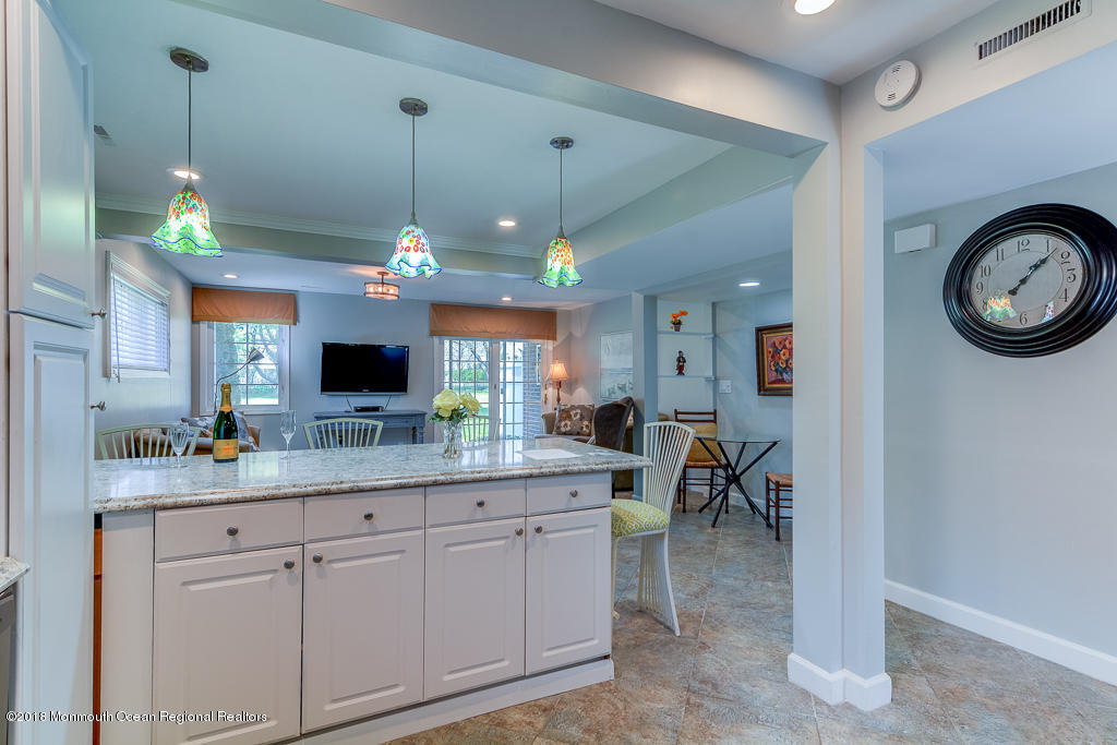 33 Locust Way Spring Lake Heights, NJ 07762 - Photo 6 of 33 Quaint Breakfast Bar