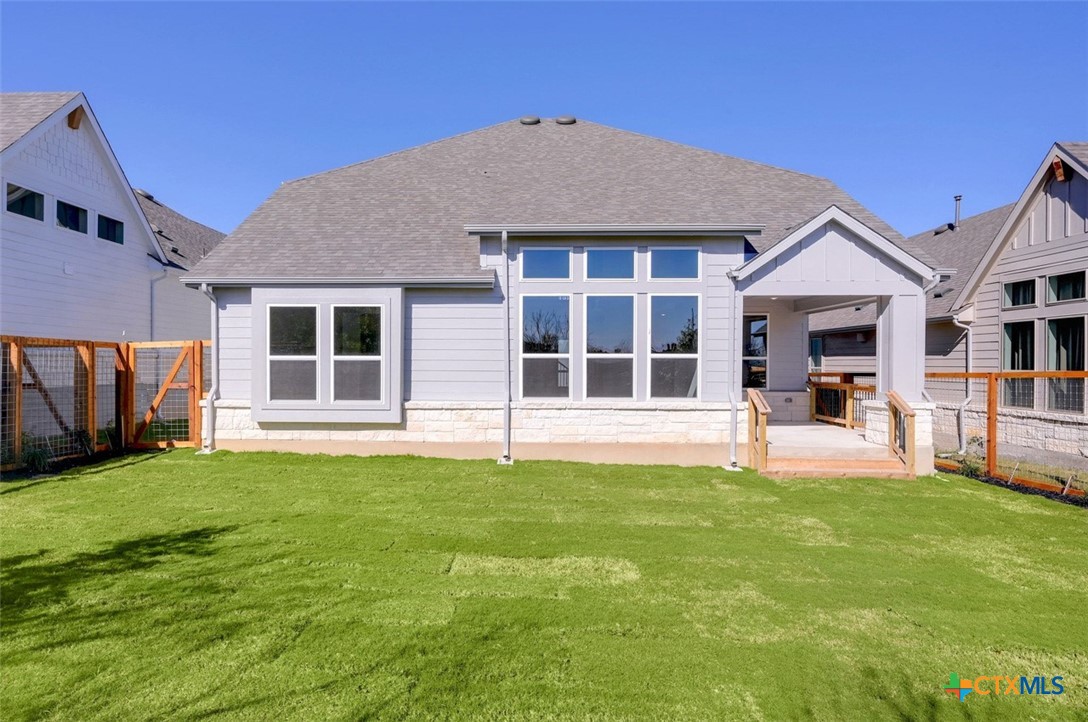 11922 Lofted Bloom Schertz, TX 78154 - Photo 19 of 27 Backyard