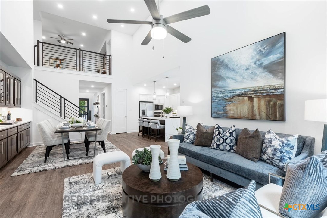 11922 Lofted Bloom Schertz, TX 78154 - Photo 8 of 32 Family Room