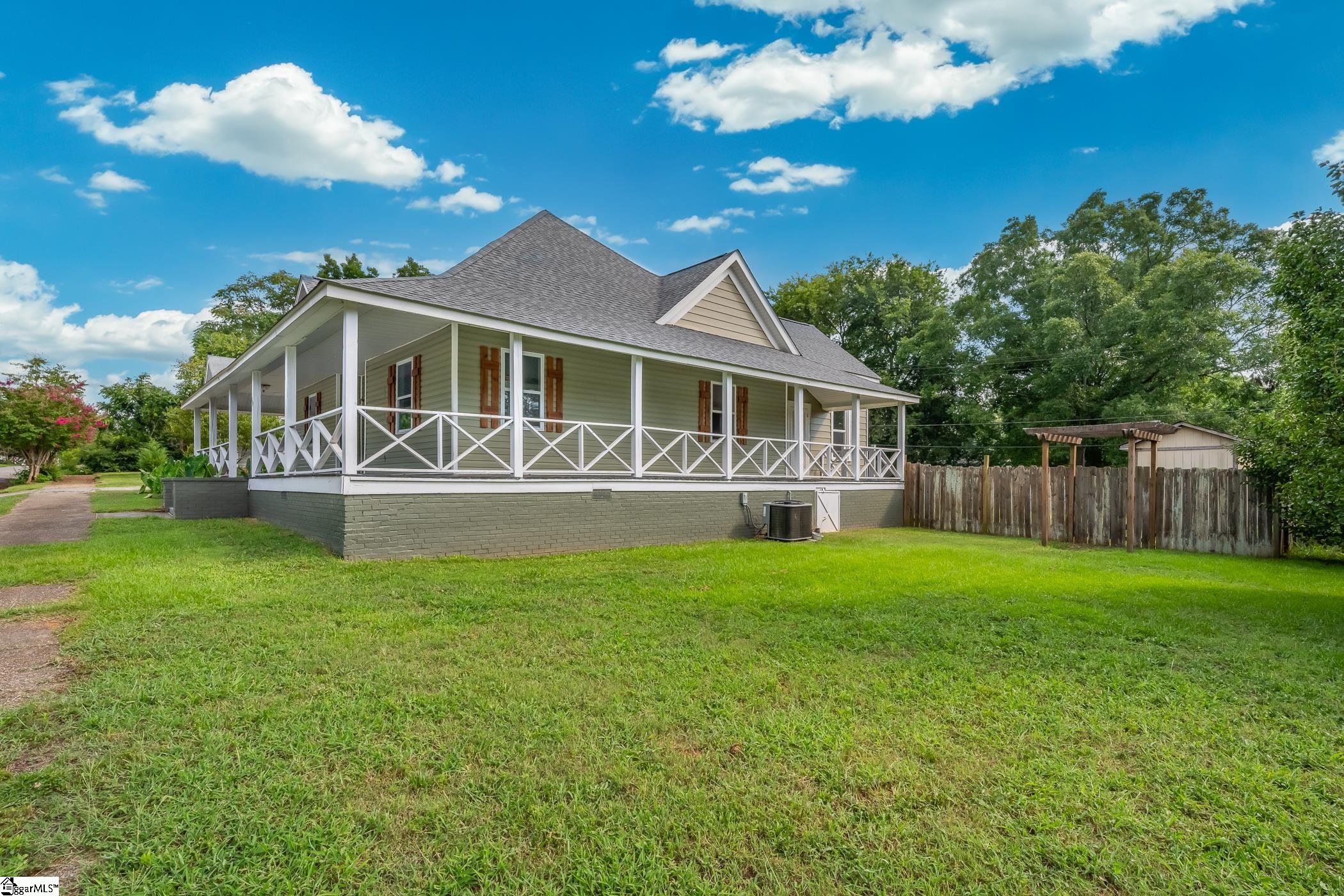 119 Simmons Street Anderson, SC 29625 - Photo 2 of 35