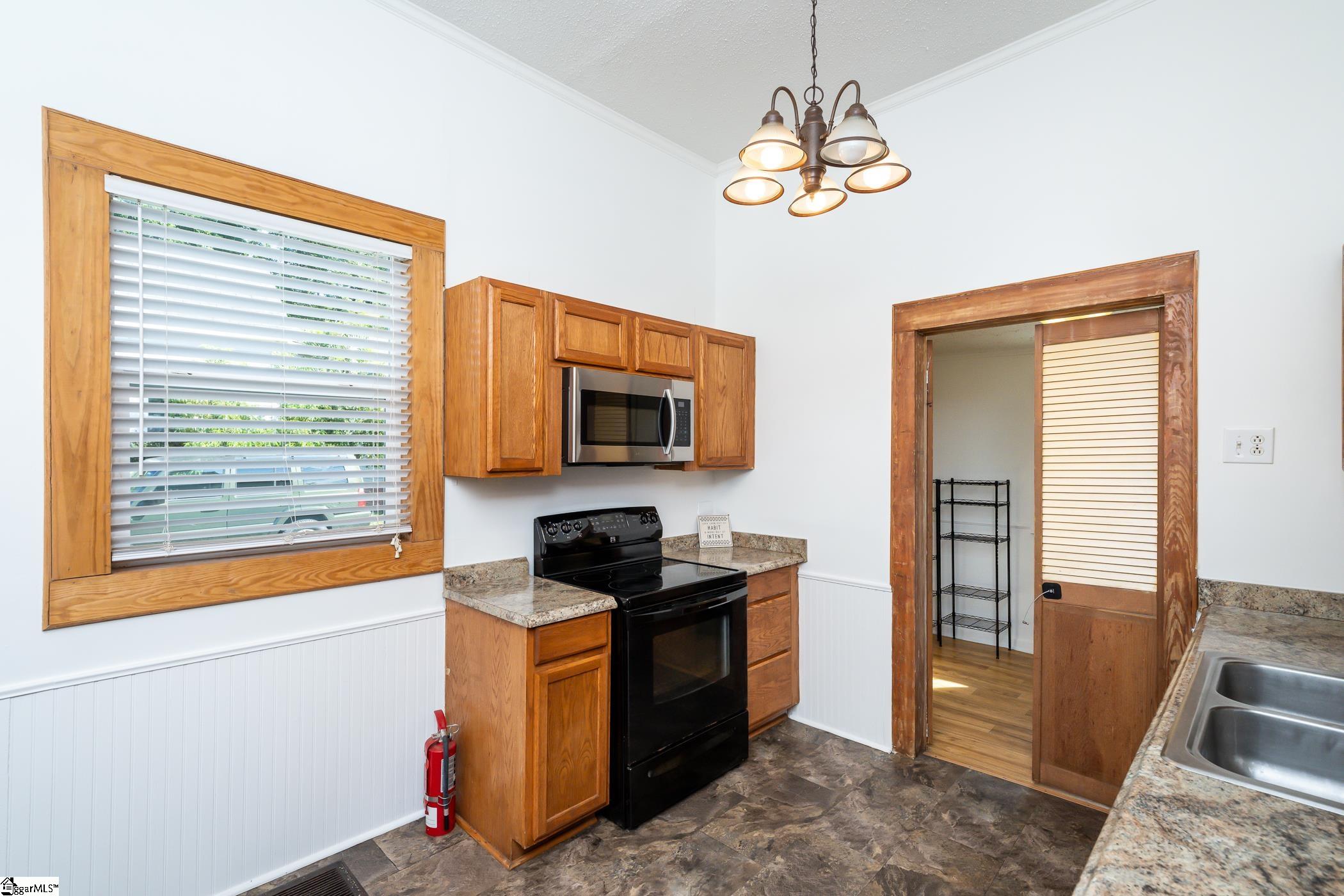 119 Simmons Street Anderson, SC 29625 - Photo 9 of 35