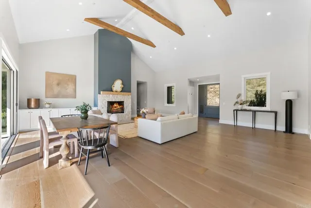 $1,399,900 | 2747 VĆa Del Robles, Fallbrook, CA 92028