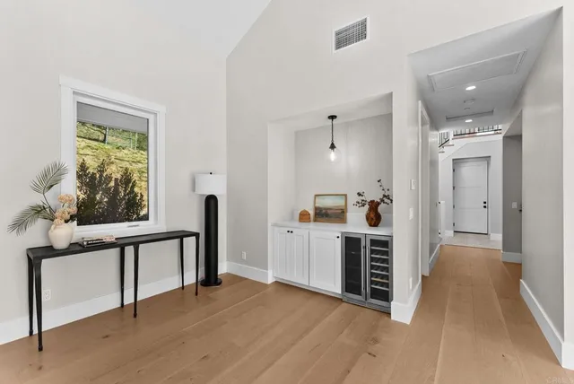 $1,399,900 | 2747 VĆa Del Robles, Fallbrook, CA 92028