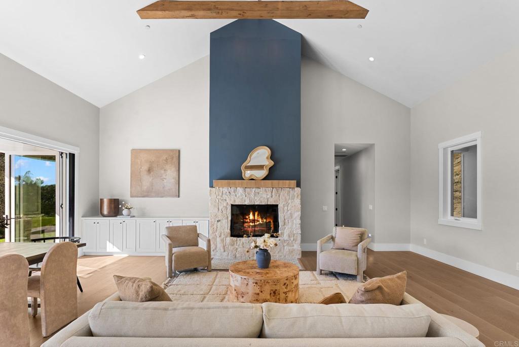 2747 Vía Del Robles Fallbrook, CA 92028 - Photo 6 of 56