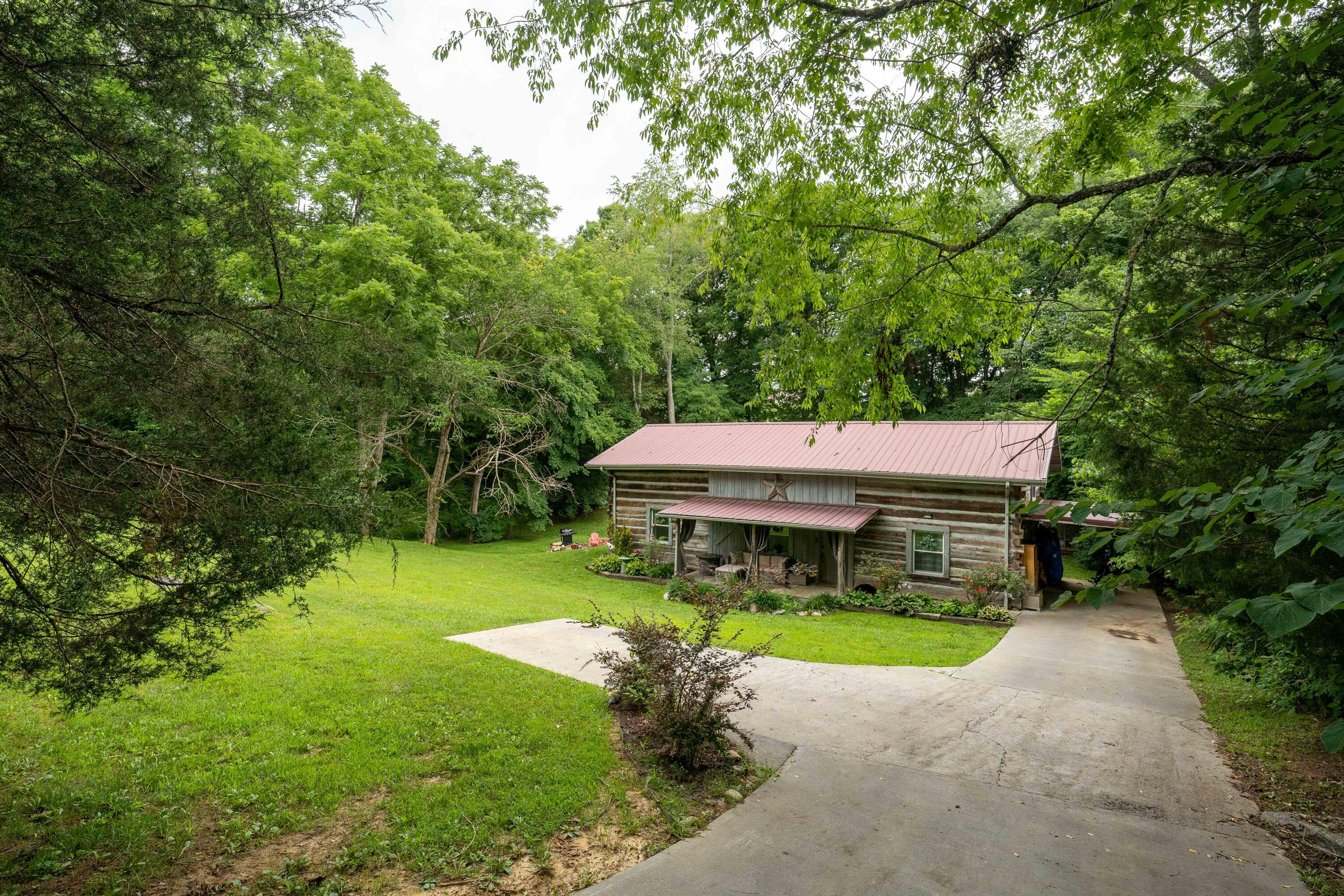240 Timber Ridge Road Bluff City, TN 37618 - Photo 2 of 58 240 Timber Ridge (1 of 59)