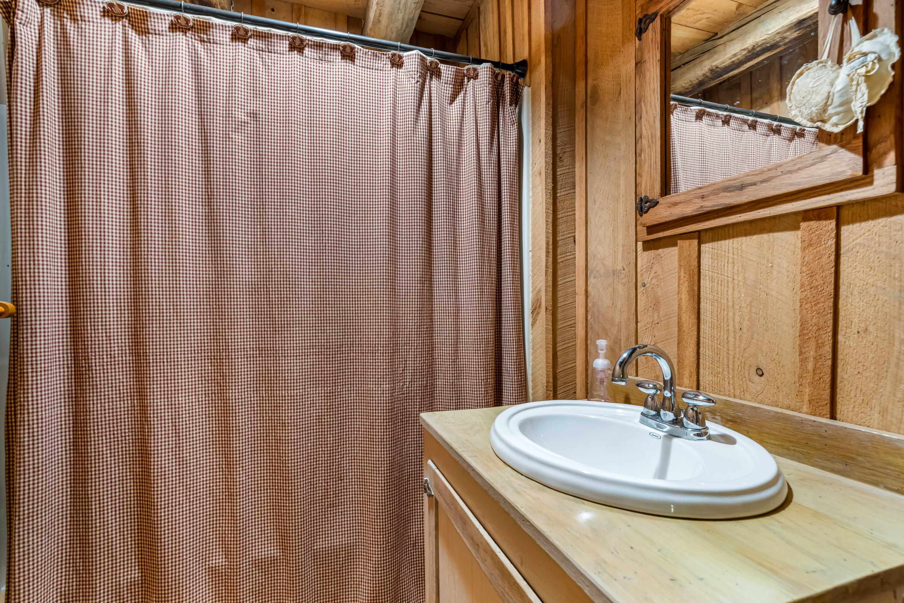 240 Timber Ridge Road Bluff City, TN 37618 - Photo 33 of 58 240 Timber Ridge (34 of 59)