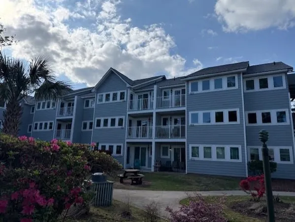 $99,999 | 5905 South Kings Highway, Unit 4112, Myrtle Beach, SC 29575