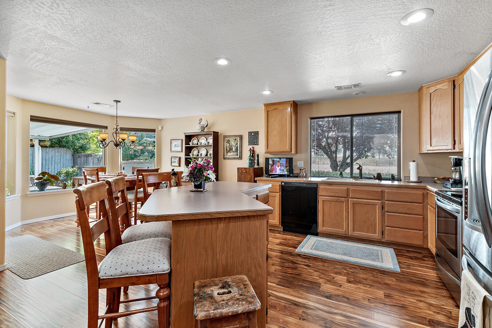 951 Rimrock Circle Medford, OR 97504 - Photo 17 of 43 18_DSC03884_mls