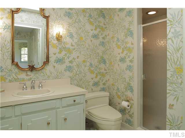 5704 Castlebrook Drive Raleigh, NC 27604 - Photo 16 of 25 Gallery Image 16