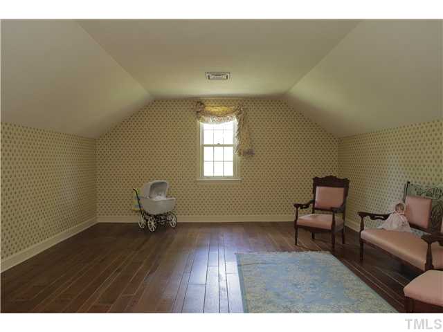 5704 Castlebrook Drive Raleigh, NC 27604 - Photo 21 of 25 Gallery Image 21