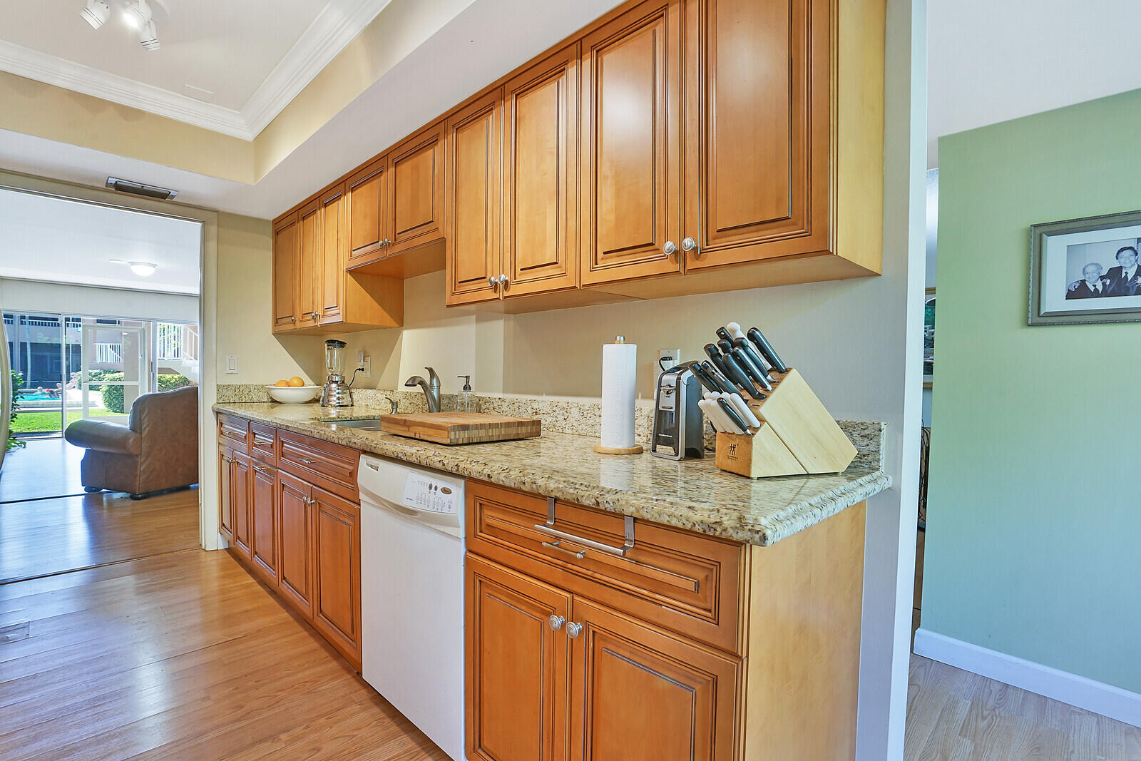 1100 Surf Road, Unit 106 Singer Island, FL 33404 - Photo 5 of 39 Kitchen
