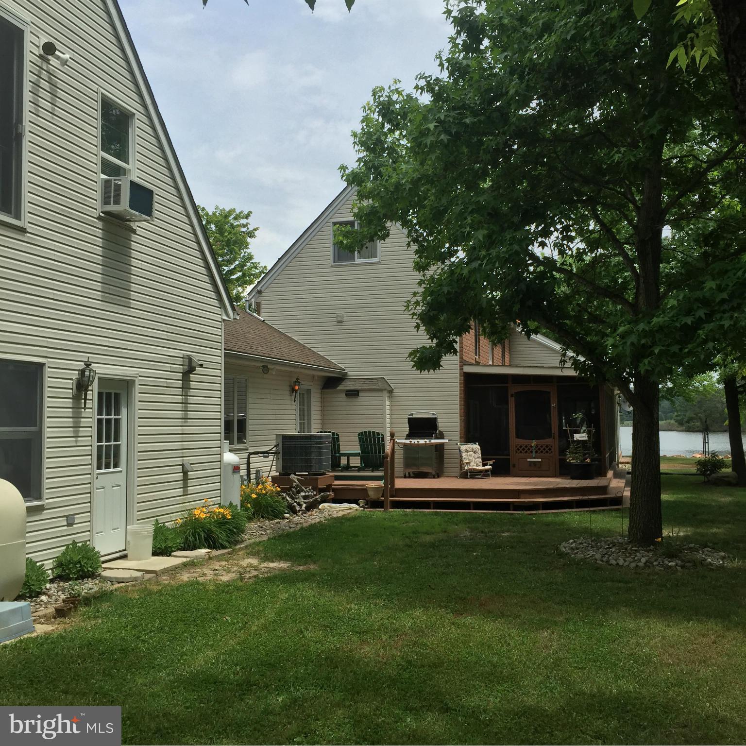 1015 Hudson Road Cambridge, MD 21613 - Photo 26 of 29 Exterior (Rear)