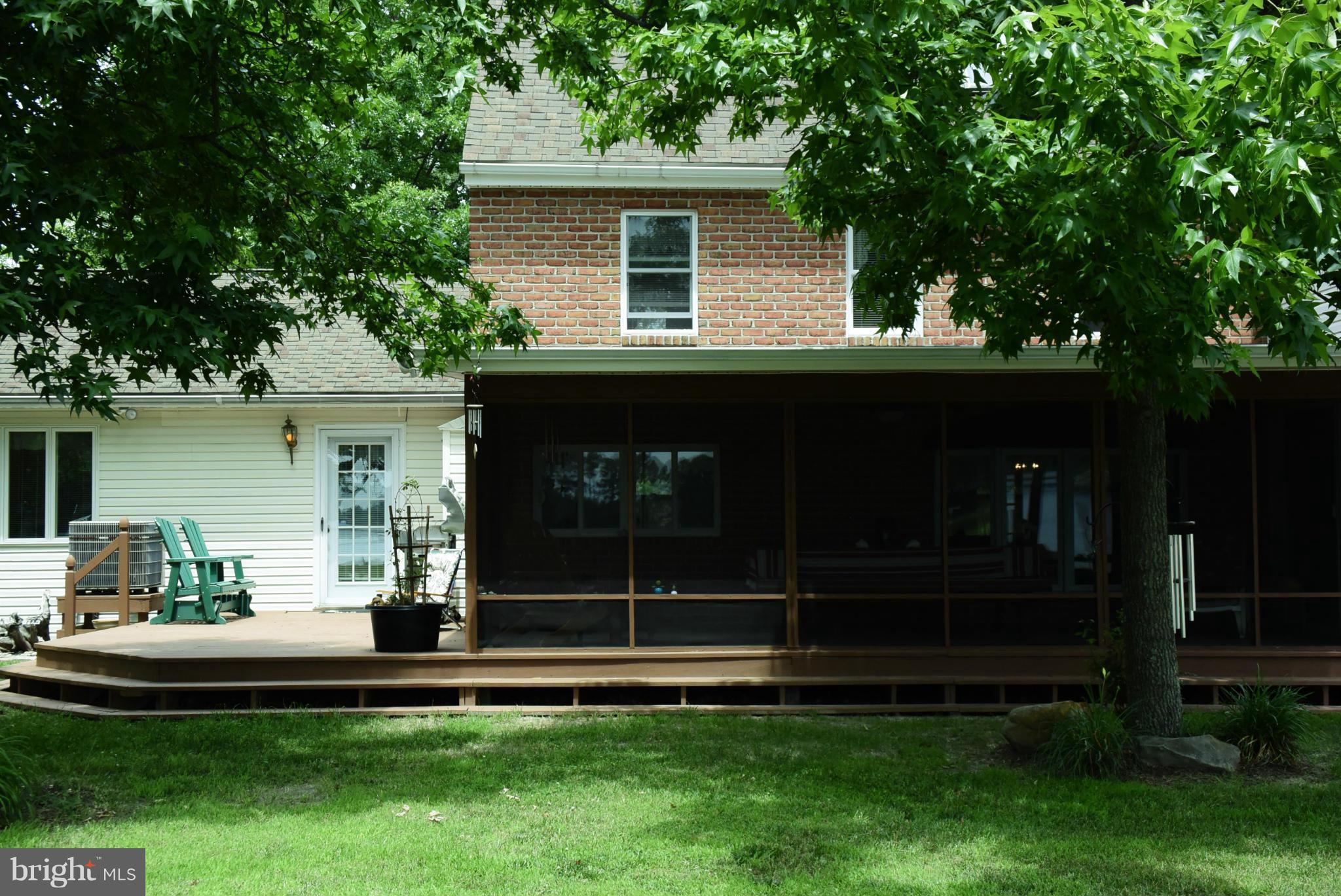 1015 Hudson Road Cambridge, MD 21613 - Photo 4 of 29 Exterior (Rear)