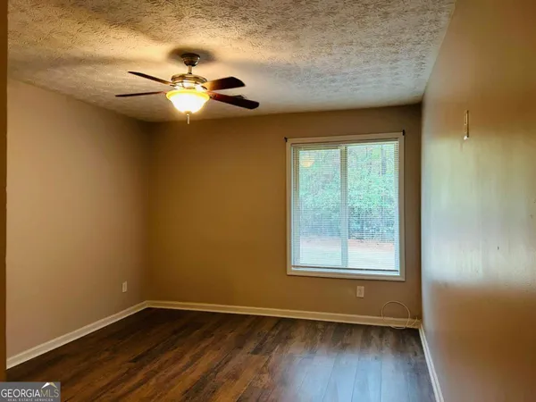 $1,295 | 140 Summerwood Drive, Unit 140, Fairburn, GA 30213