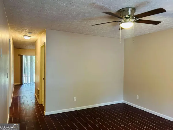 $1,295 | 140 Summerwood Drive, Unit 140, Fairburn, GA 30213