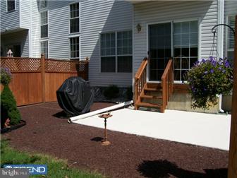 25 Windingbrook Road Bordentown, NJ 08505 - Photo 12 of 12 Exterior Back