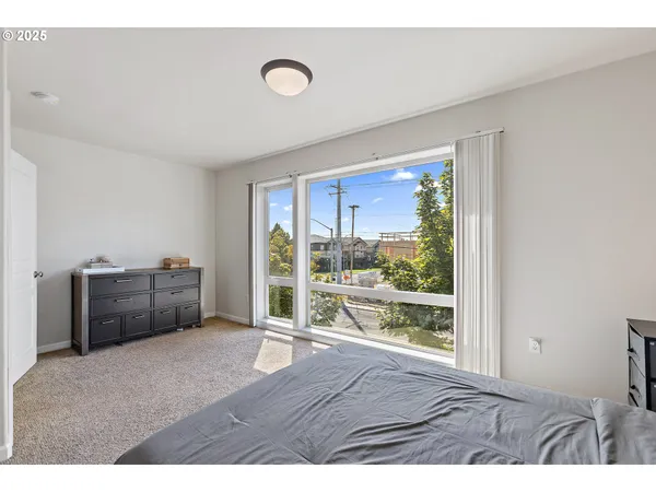 $279,000 | 17040 Southwest Whitley Way, Unit 201, Beaverton, OR 97006