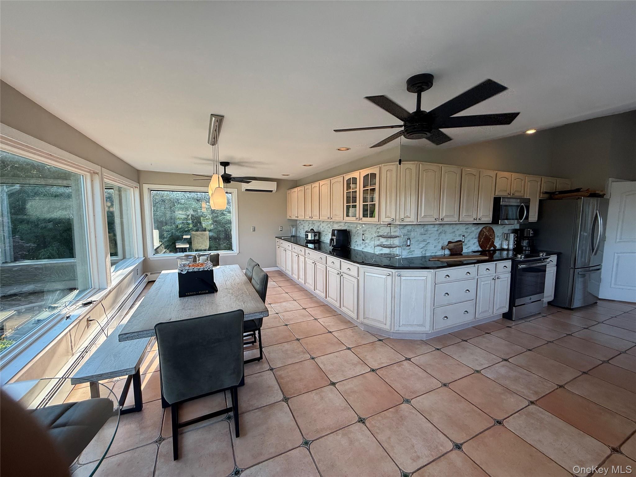 588 Long Beach Road Nissequogue, NY 11780 - Photo 21 of 35