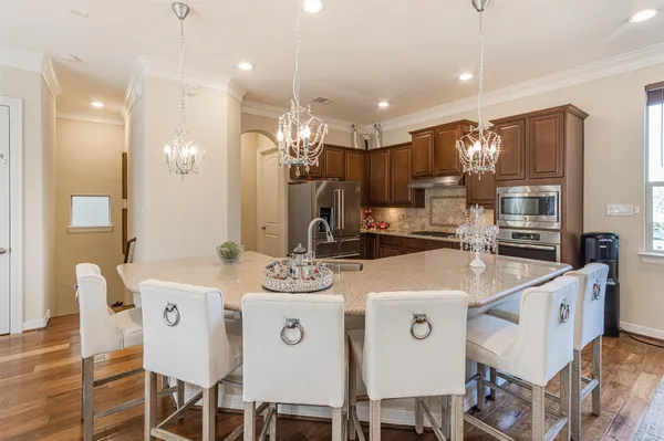 $449,000 | 12227 Oxford Cres Circle, Houston, TX 77082