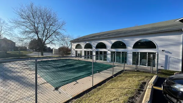 $139,900 | 4301 West Shamrock Lane, Unit 2D, McHenry, IL 60050