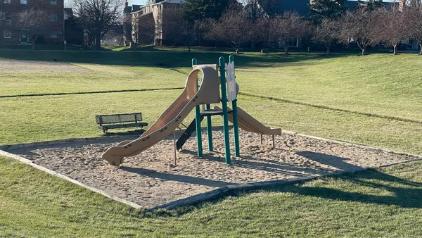 $139,900 | 4301 West Shamrock Lane, Unit 2D, McHenry, IL 60050