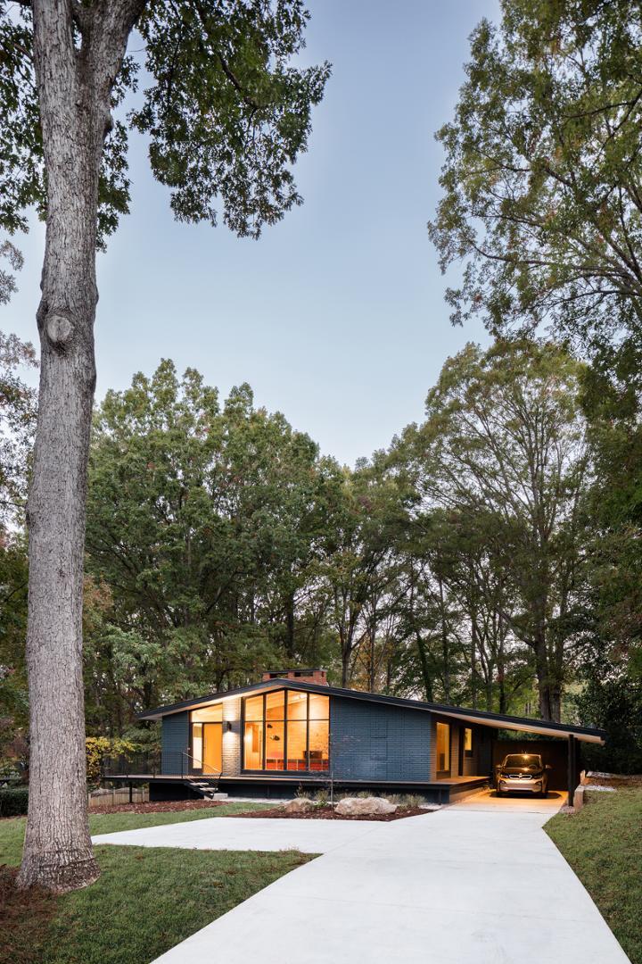 3322 Ocotea Street Raleigh, NC 27607 - Photo 14 of 34 a view of a terrace