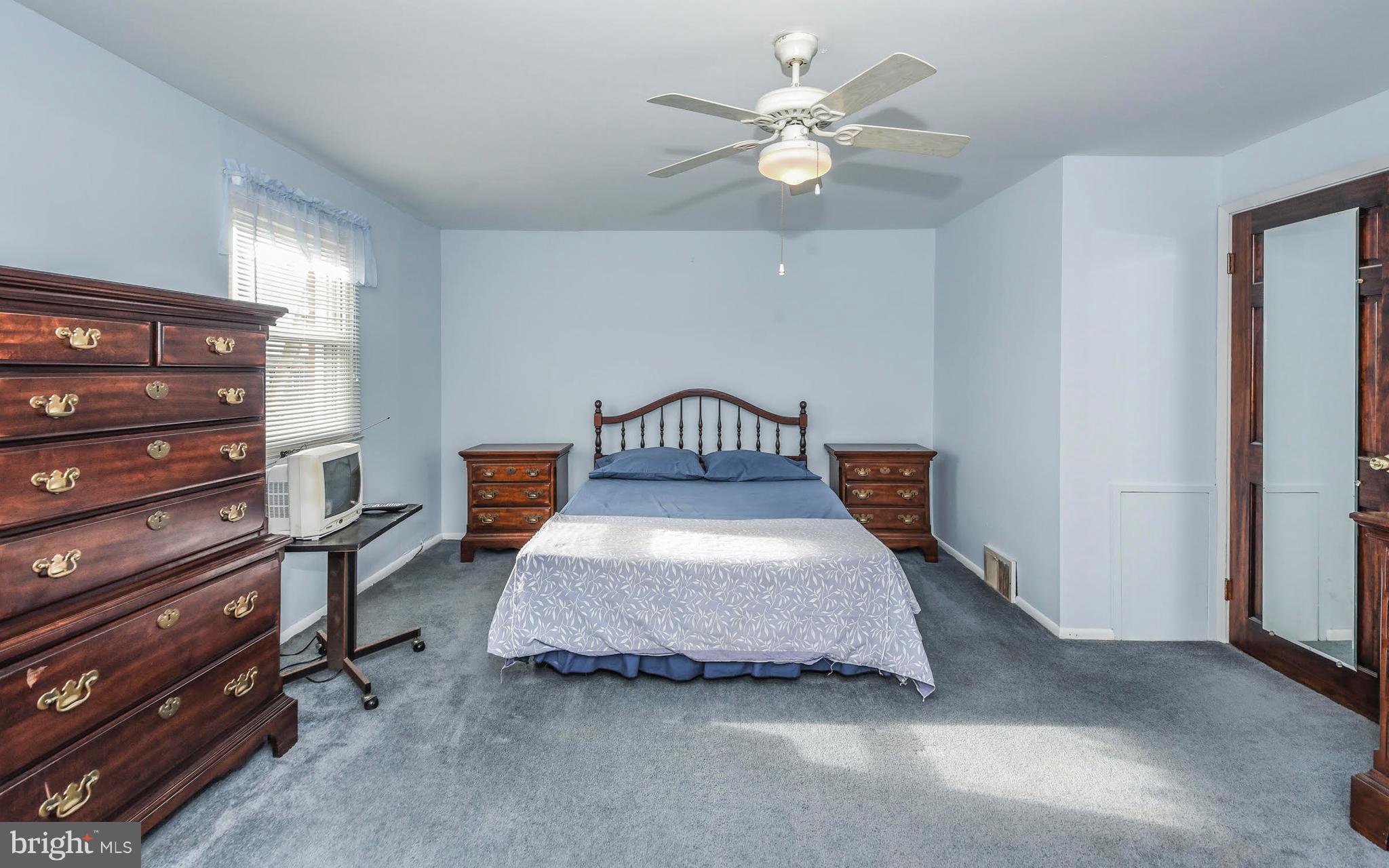 12618 Richton Road Philadelphia, PA 19154 - Photo 14 of 26 Master Bedroom