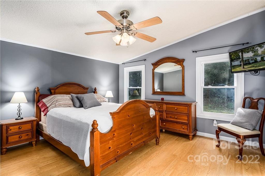 3661 Piedmont Road Morganton, NC 28655 - Photo 13 of 23 Gallery Image 13