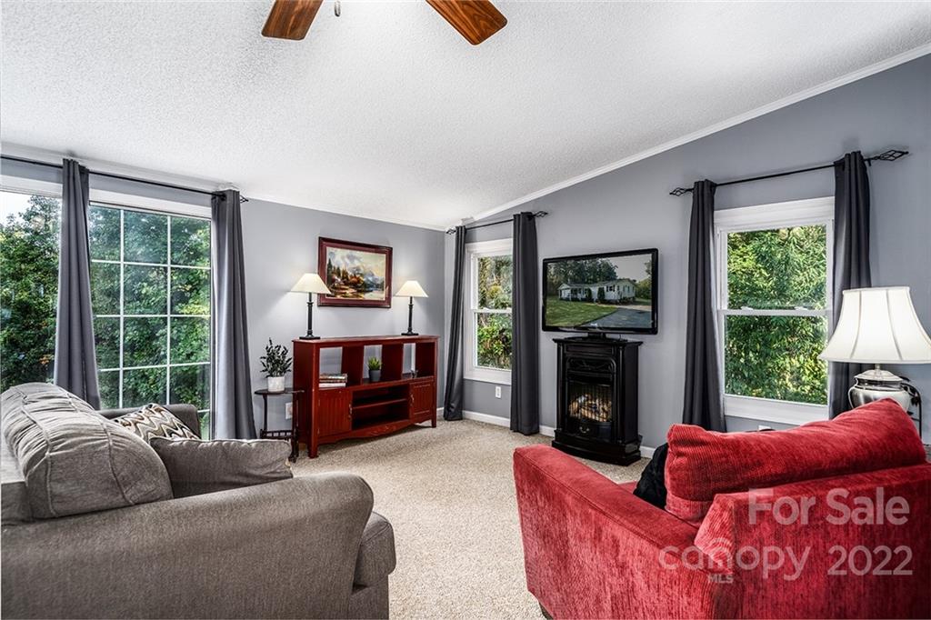 3661 Piedmont Road Morganton, NC 28655 - Photo 9 of 23 Gallery Image 9