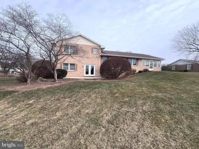 $400,000 | 482 Beech Tree Street, Shippensburg, PA 17257