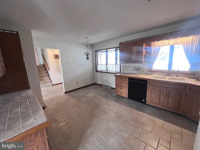 $400,000 | 482 Beech Tree Street, Shippensburg, PA 17257