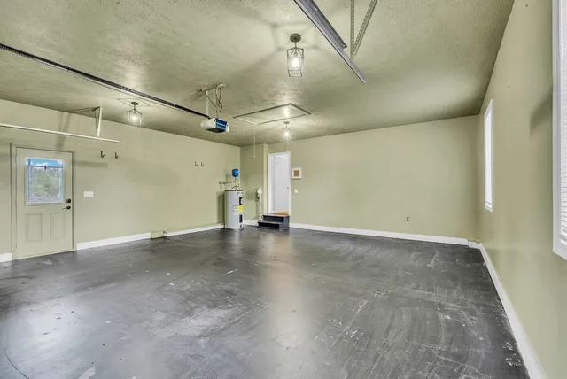 a view of a room with an empty space