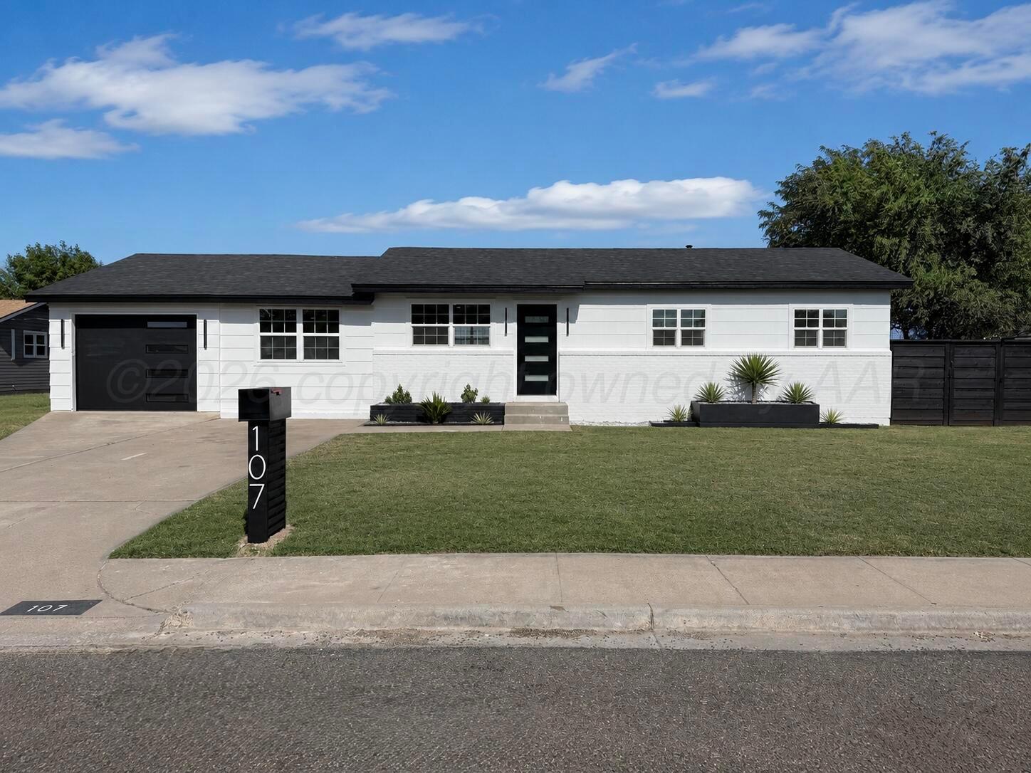 107 Inverness Street Borger, TX 79007 - Photo 1 of 32 1B1480DB-133E-4205-9E40-A0E9F953B174