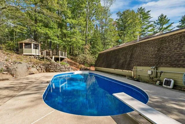 $599,950 | 163 Estes Road, Rochester, NH 03867