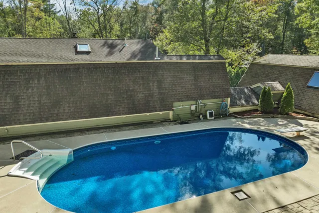 $599,950 | 163 Estes Road, Rochester, NH 03867