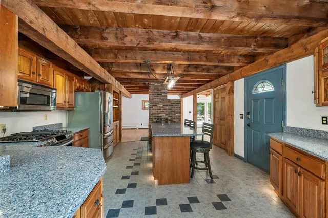 $599,950 | 163 Estes Road, Rochester, NH 03867