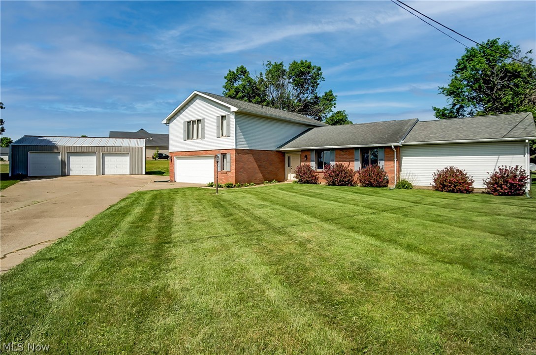 12130 Bottom Road Dresden, OH 43821 - Photo 3 of 35 Gallery Image 3