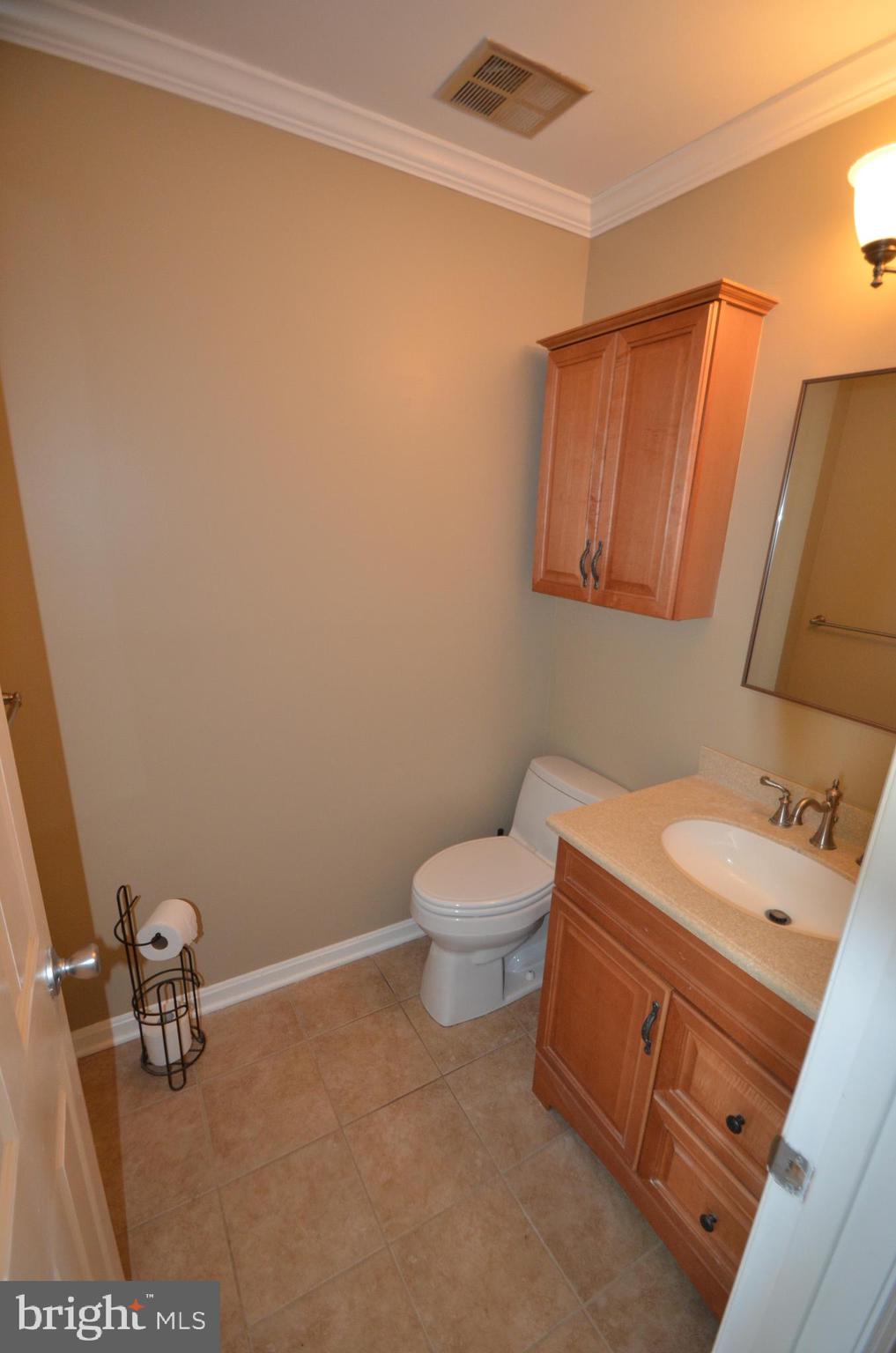1251 Streaker Road Sykesville, MD 21784 - Photo 31 of 90 Main Level 1/2 Bath