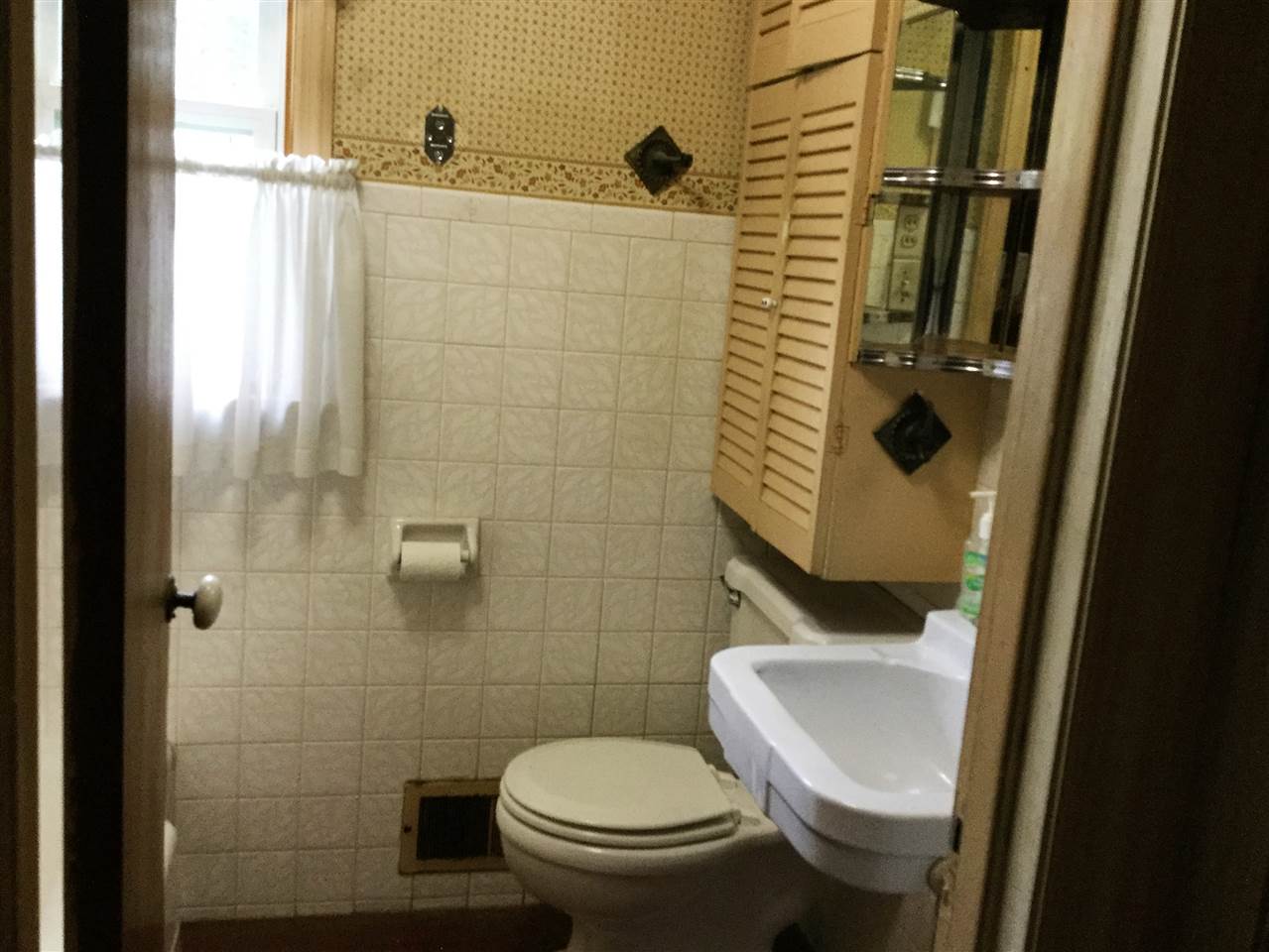 52615 Lilac Road South Bend, IN 46628 - Photo 12 of 16 Gallery Image 12