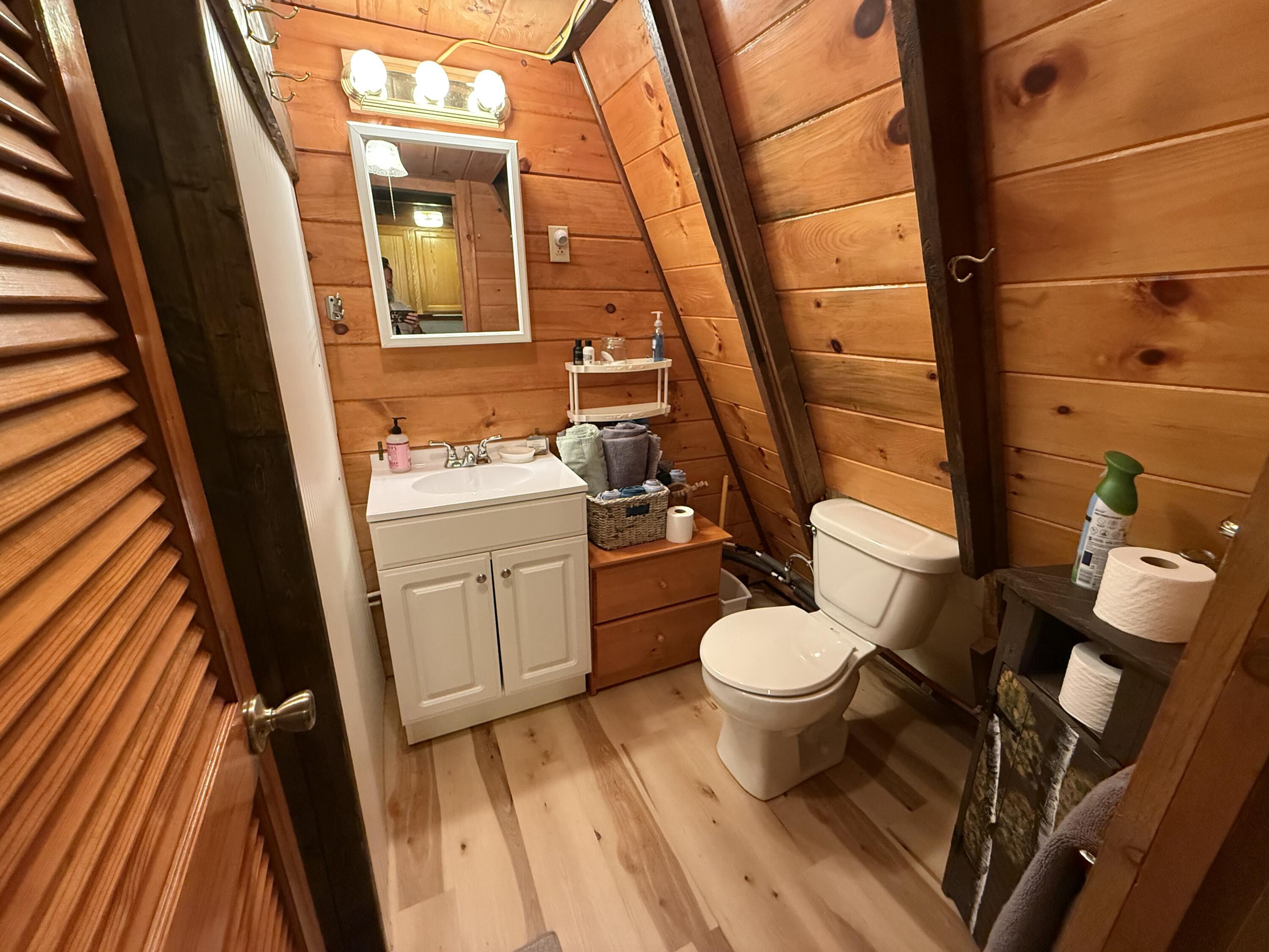 108 Nelson Avenue Greenville, ME 04441 - Photo 19 of 40 55AB1CA4-F8F3-4703-98FF-E7F29A112854