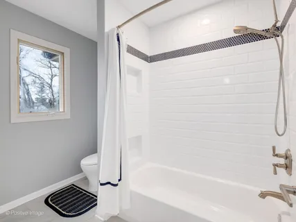 $1,150,000 | 734 Forest Glen Lane, Oak Brook, IL 60523