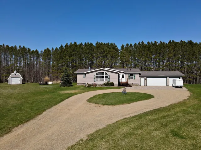 $429,900 | 38922 Christie Lane, Cohasset, MN 55721