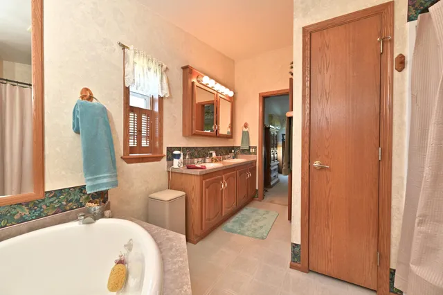 $429,900 | 38922 Christie Lane, Cohasset, MN 55721